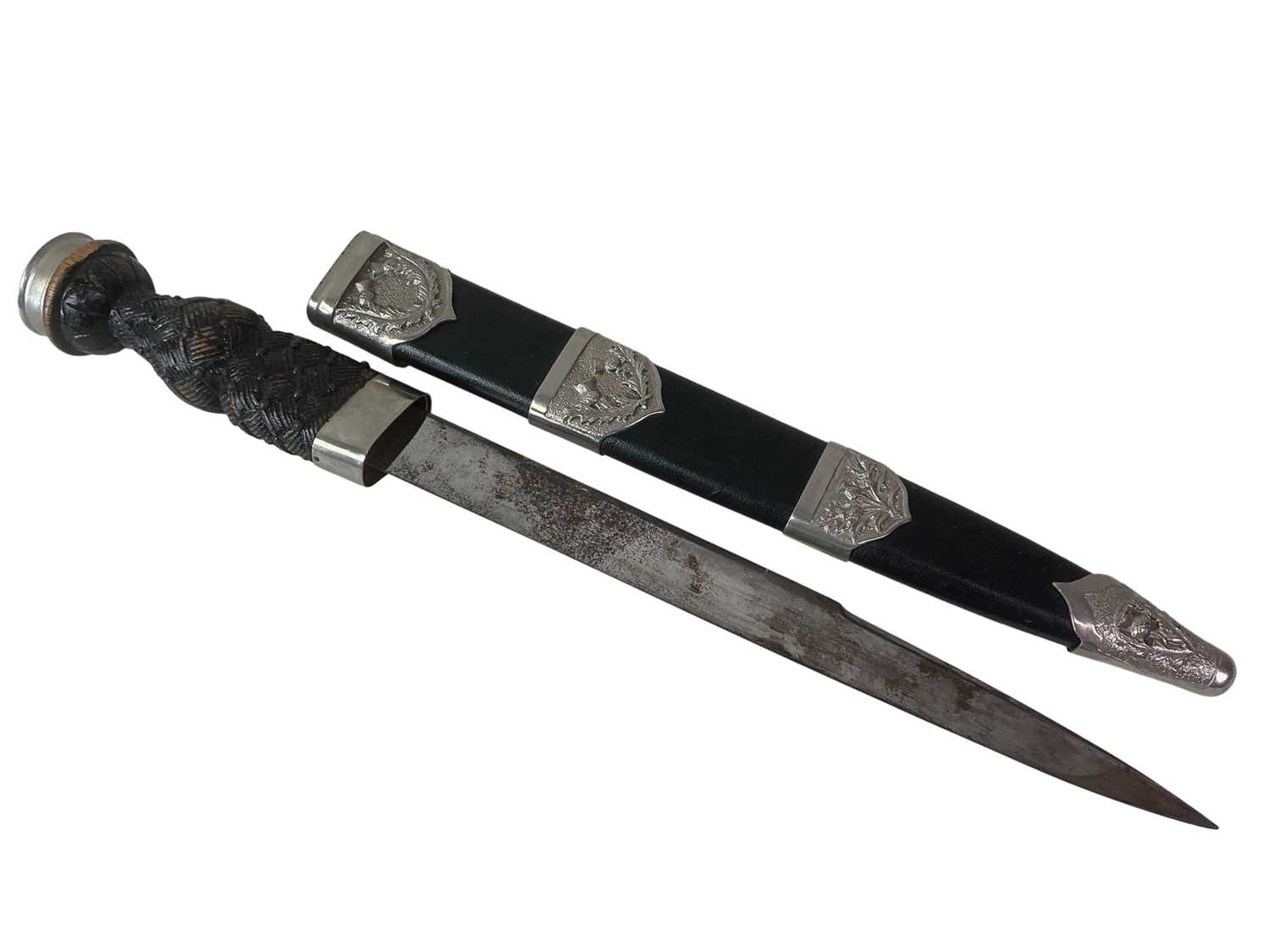 Lot 179 - 1982 BRITISH MILITARY ISSUE SCOTTISH REGIMENT DIRK