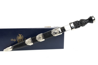 Lot 184 - MODERN SCOTTISH DIRK