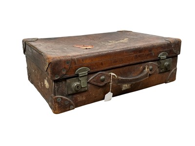 Lot 195 - VINTAGE BROWN LEATHER SUITCASE