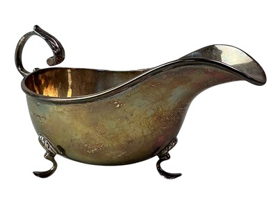 Lot 58 - SILVER SAUCE BOAT