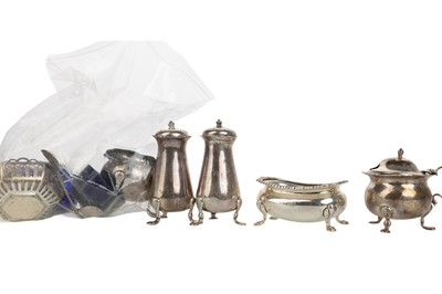 Lot 1174 - GROUP OF SILVER