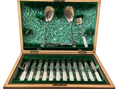 Lot 91 - EDWARDIAN MOTHER OF PEARL HANDLED FRUIT SET