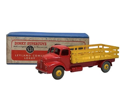 Lot 272 - COLLECTION OF EARLY DINKY TOYS