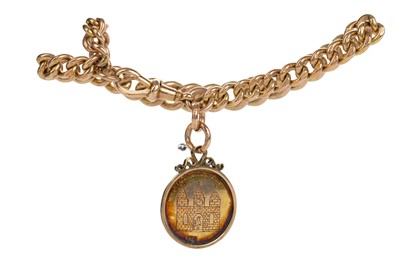 Lot 440 - GOLD BRACELET
