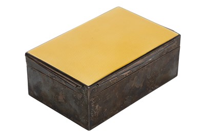 Lot 1180 - GEORGE V SILVER AND GUILLOCHE ENAMEL CIGARETTE BOX