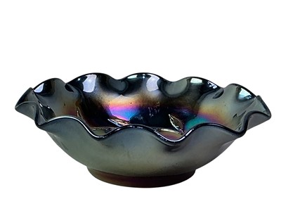 Lot 285 - GROUP OF CARNIVAL GLASS BOWLS AND DISHES