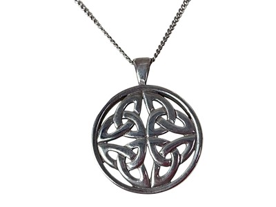 Lot 339 - GROUP OF COSTUME JEWELLERY