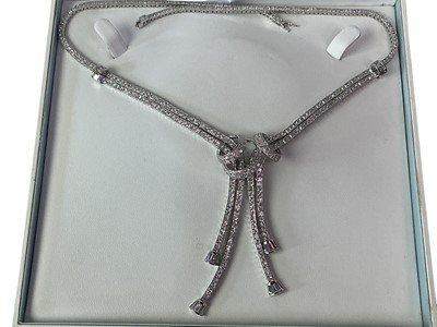 Lot 408 - SUITE OF GOLD JEWELLERY