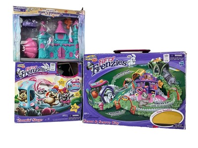 Lot 418 - COLLECTION OF VINTAGE TOYS