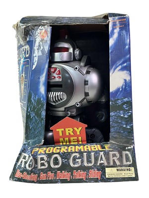 Lot 436 - COLLECTION OF VINTAGE TOYS AND GAMES