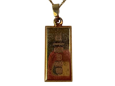 Lot 415 - ROYAL MINT INGOT PENDANT