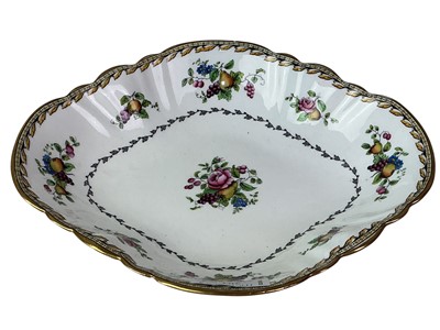 Lot 301 - SET OF EIGHT HEREND DISHES