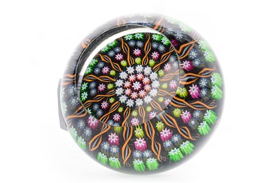 Lot 637 - PERTHSHIRE GLASS PAPERWEIGHT