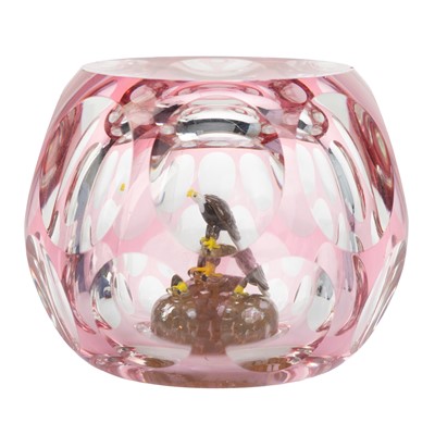Lot 639 - PERTHSHIRE GLASS PAPERWEIGHT