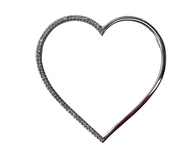 Lot 587 - DIAMOND SET PENDANT