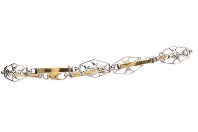 Lot 484 - MALTESE CROSS BRACELET