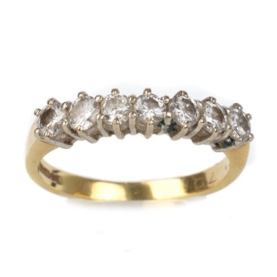 Lot 489 - DIAMOND HALF ETERNITY RING