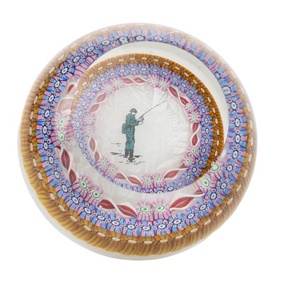 Lot 649 - PERTHSHIRE GLASS PAPERWEIGHT