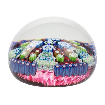 Lot 652 - PERTHSHIRE GLASS PAPERWEIGHT
