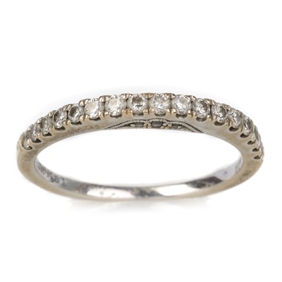 Lot 507 - DIAMOND HALF ETERNITY RING