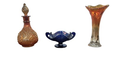 Lot 186 - LARGE COLLECTION OF CARNIVAL GLASS