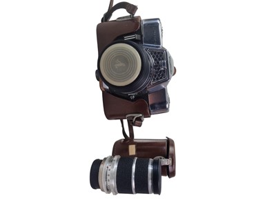 Lot 584 - COLLECTION OF CAMERAS AND CAMERA EQUIPMENT