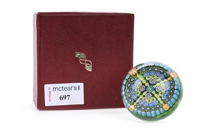 Lot 697 - PERTHSHIRE GLASS PAPERWEIGHT