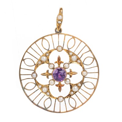 Lot 521 - ART NOUVEAU AMETHYST AND SEED PEARL PENDANT