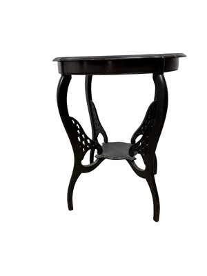 Lot 669 - MAHOGANY OCCASIONAL TABLE