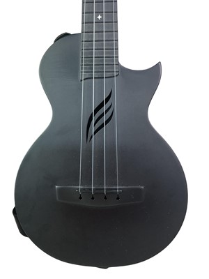 Lot 54 - UKULELE
