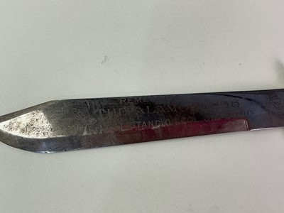 Lot 203 - COMMEMORATIVE BOWIE KNIFE