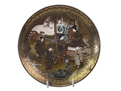 Lot 1633 - KINKOZAN, JAPANESE SATSUMA DISH
