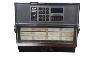 Lot 210 - VINTAGE SEEBURG JUKEBOX