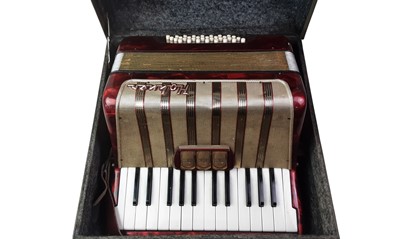 Lot 987 - HOHNER 72 BASS ACCORDION