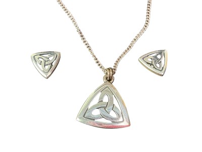 Lot 7 - SHEILA FLEET