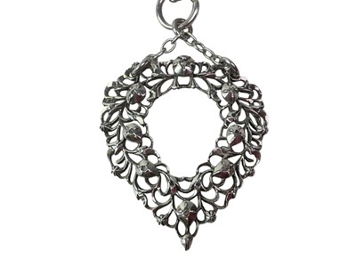 Lot 5 - SILVER HEART SHAPED PENDANT ON CHAIN