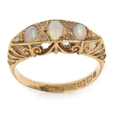 Lot 527 - VICTORIAN OPAL AND DIAMOND BOAT RING