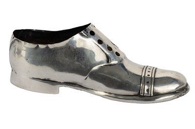 Lot 1202 - EDWARDIAN NOVELTY SILVER SHOE