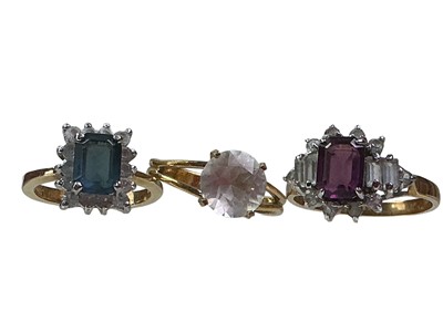 Lot 376 - COLLECTION OF COSTUME JEWELLERY