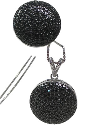 Lot 430 - SILVER BLACK QUARTZ RING AND PENDANT