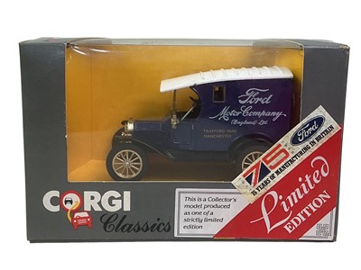 Lot 517 - NINE DIECAST MODEL VEHICLES