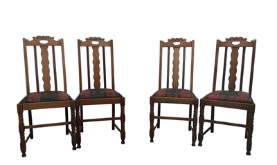 Lot 128 - SET OF FOUR OAK DINING CHAIRS