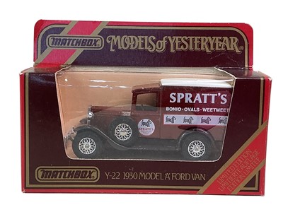 Lot 560 - ELEVEN DIE CAST VINTAGE VEHICLES
