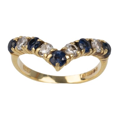 Lot 443 - SAPPHIRE AND DIAMOND WISHBONE RING