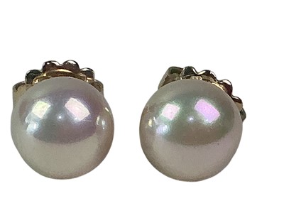 Lot 259 - GROUP OF COSTUME JEWELLERY