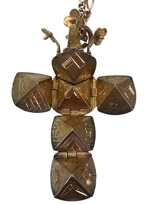 Lot 336 - MASONIC BALL PENDANT