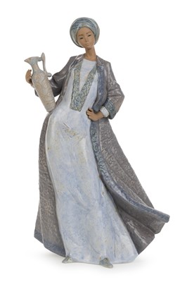 Lot 1296 - LLADRO FIGURE