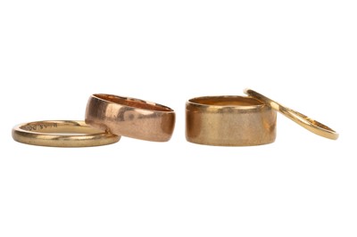 Lot 610 - FOUR WEDDING RINGS