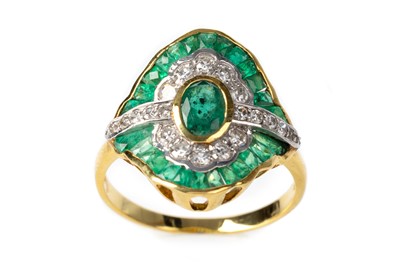 Lot 410 - EMERALD AND DIAMOND RING