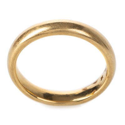 Lot 619 - WEDDING BAND